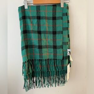 NWT JW Anderson x Uniqlo Green Long Scarf